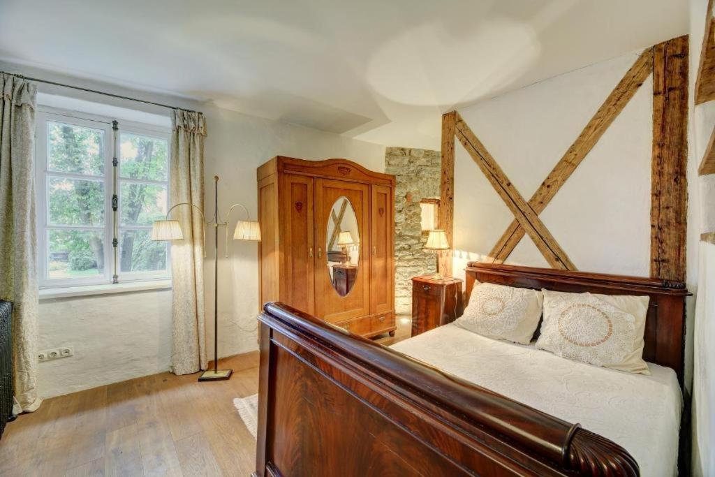 Cozy Old Town Historic House Apartment Tallinn Exterior photo