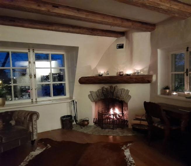 Cozy Old Town Historic House Apartment Tallinn Exterior photo